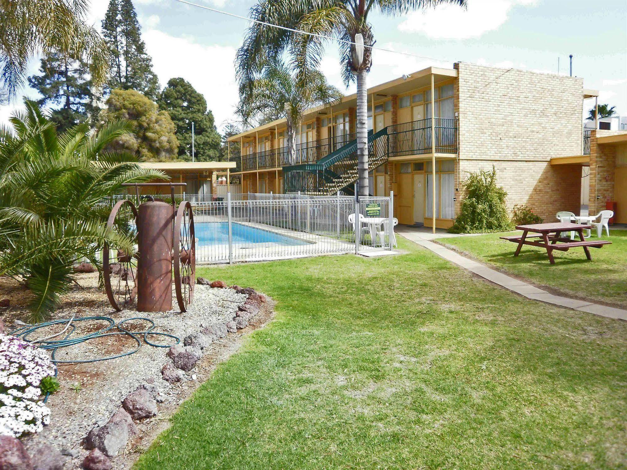 Karama Motor Inn Mildura Exteriör bild
